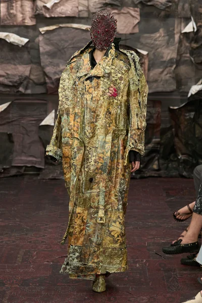 Look 21